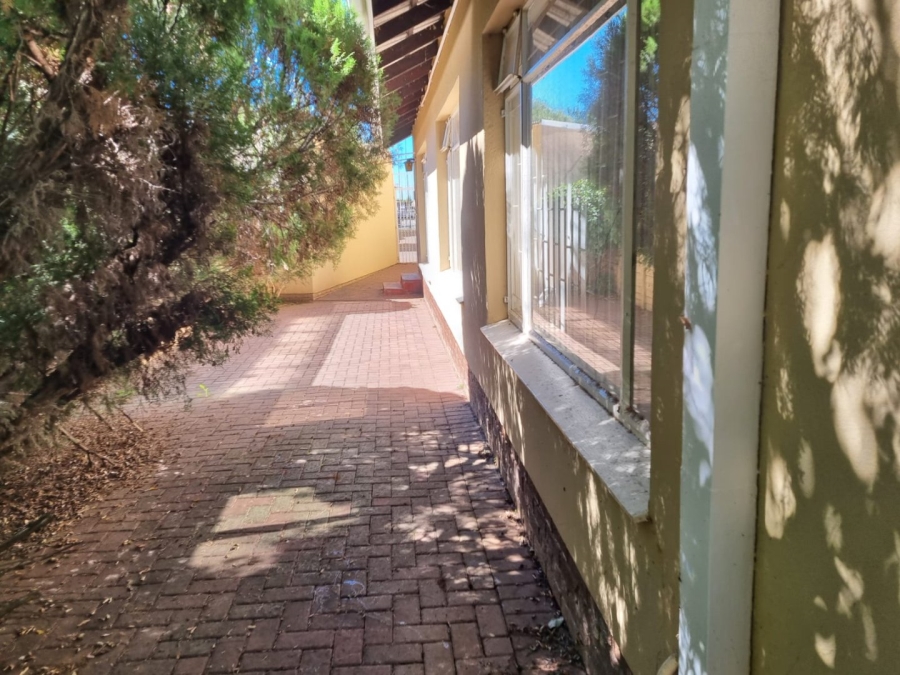 3 Bedroom Property for Sale in Pellissier Free State